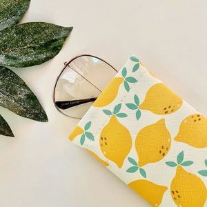 Bright & Cheerful Yellow Lemon Print Eyeglass or Sunglass Pouch Case, New